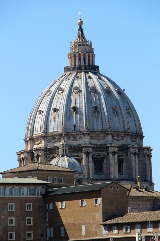 La Rosa Del Vaticano Luxury Apartment Rome Exterior photo