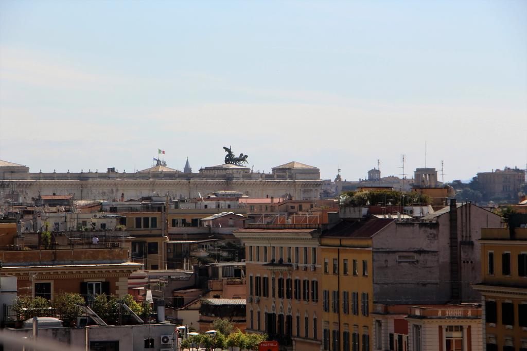 La Rosa Del Vaticano Luxury Apartment Rome Exterior photo