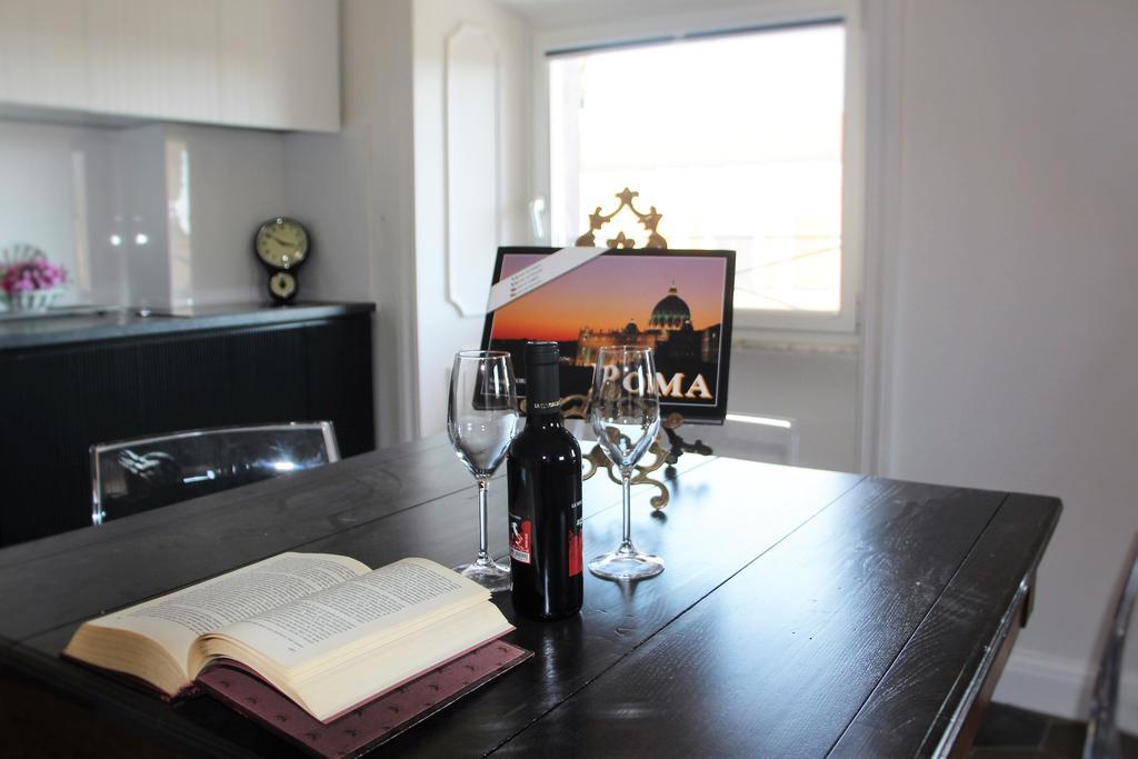 La Rosa Del Vaticano Luxury Apartment Rome Exterior photo
